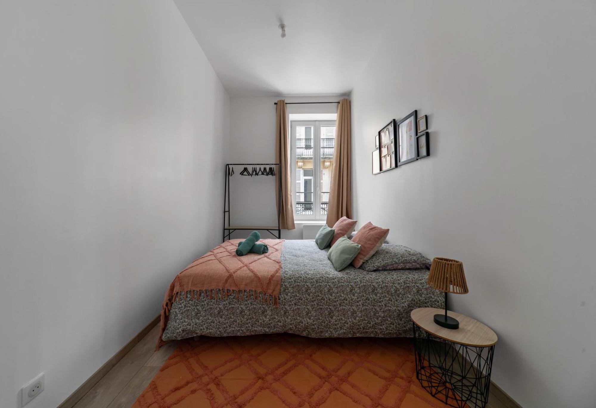 Le Ravy - Appartement Design, 2 Chambres, Centre Ville Vichy Eksteriør billede