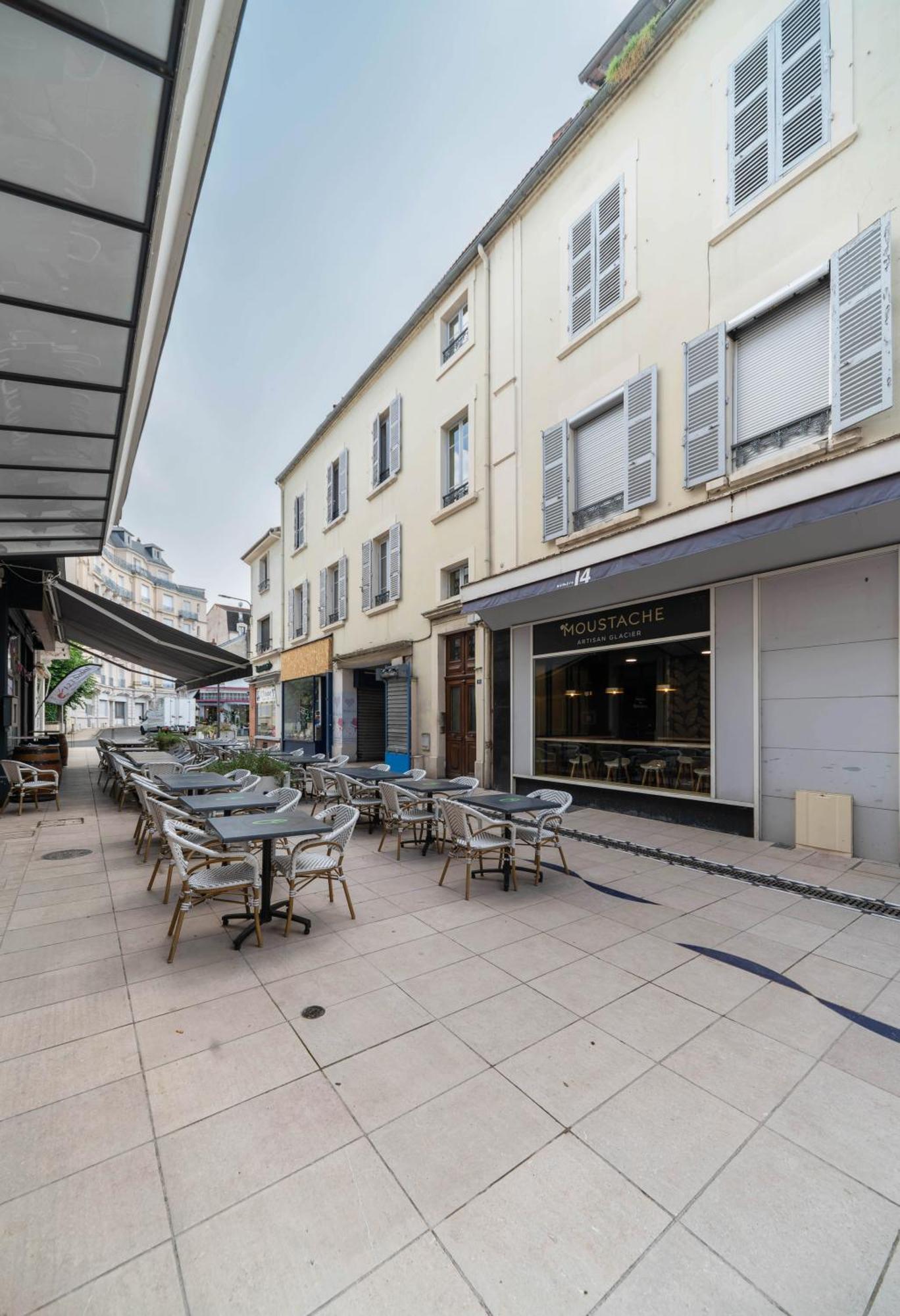 Le Ravy - Appartement Design, 2 Chambres, Centre Ville Vichy Eksteriør billede